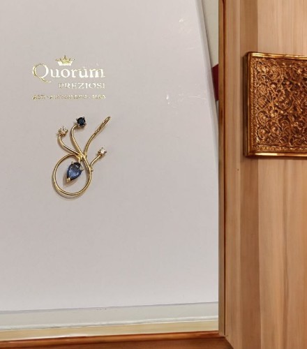 Ciondolo con zaffiri